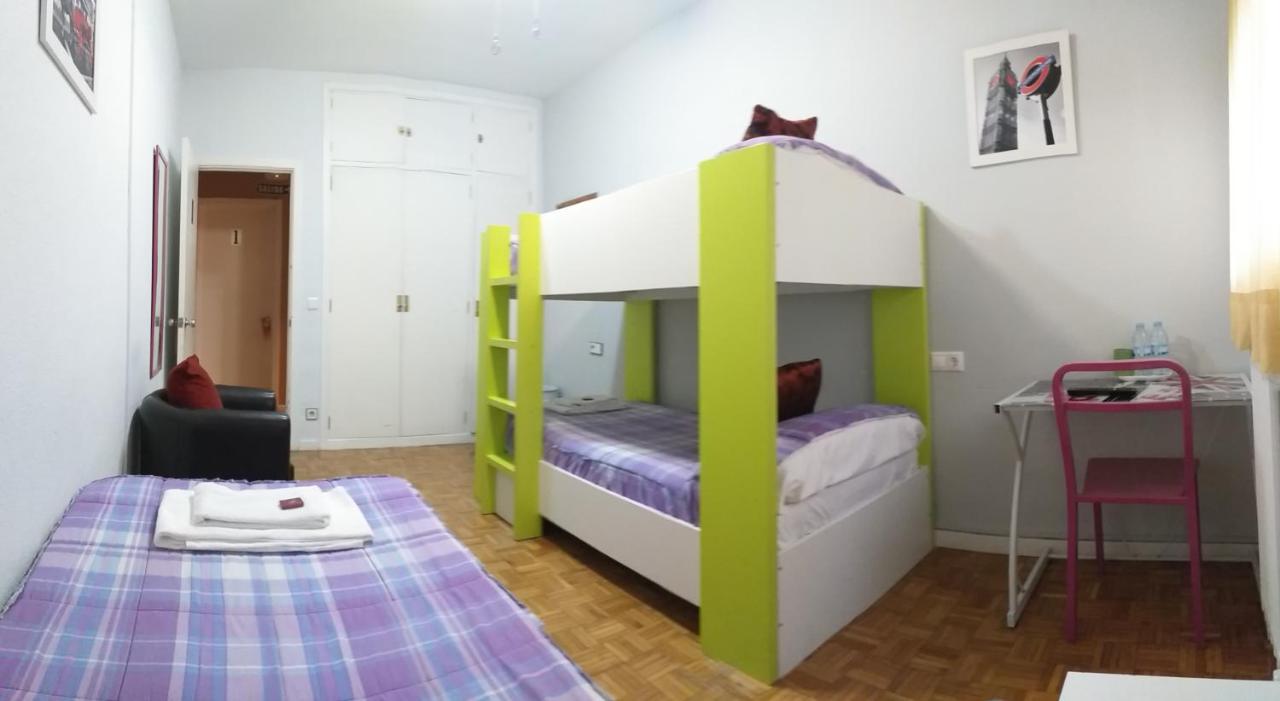 Pension Pamplonabeds Екстериор снимка