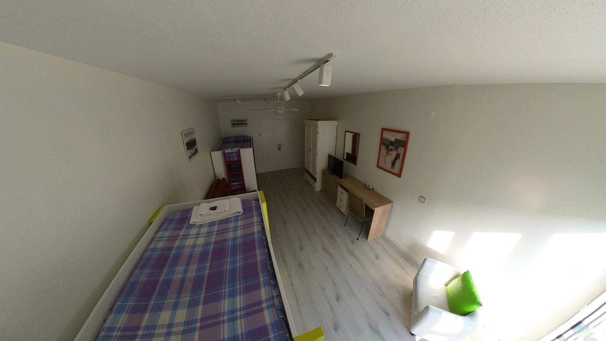 Pension Pamplonabeds Екстериор снимка